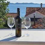 Rustic House Diklo 20m From The Sea Апартаменты *