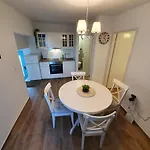Apartmán Rustic House Diklo 20m From The Sea Zadar