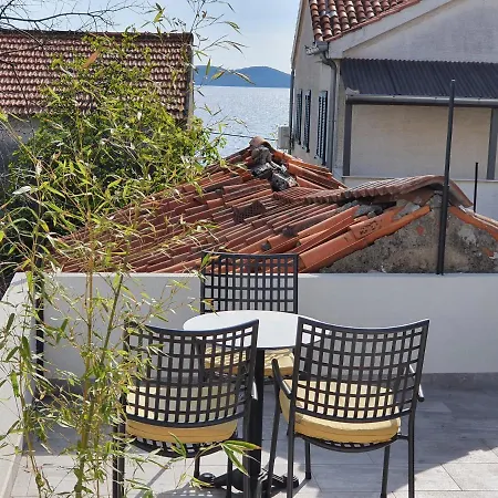 Rustic House Diklo 20m From The Sea Zadar