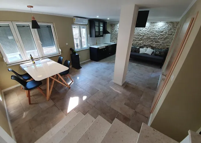 Rustic House Diklo 20m From The Sea Apartamento