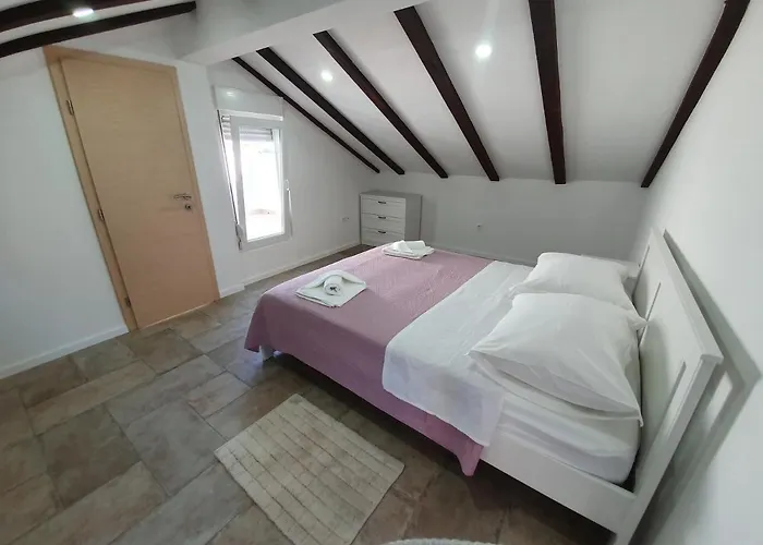 Rustic House Diklo 20m From The Sea Apartament