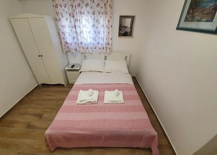 Apartament Rustic House Diklo 20m From The Sea *