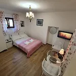 Rustic House Diklo 20m From The Sea *