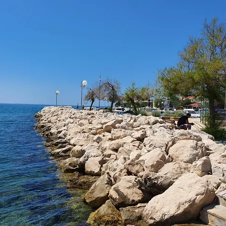 Apartmán Rustic House Diklo 20m From The Sea *