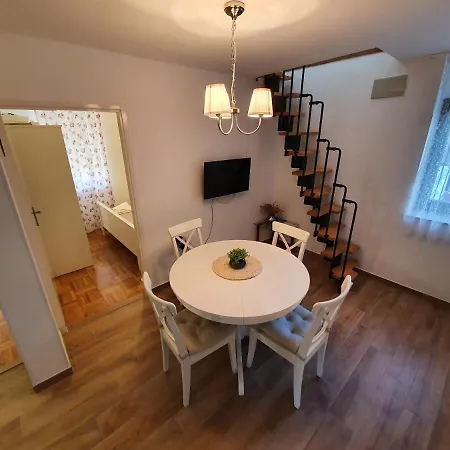 Apartmán Rustic House Diklo 20m From The Sea