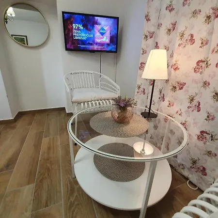 Apartment Rustic House Diklo 20m From The Sea