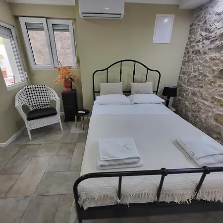 Apartmán Rustic House Diklo 20m From The Sea *