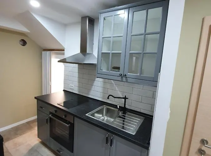 Apartman Rustic House Diklo 20m From The Sea