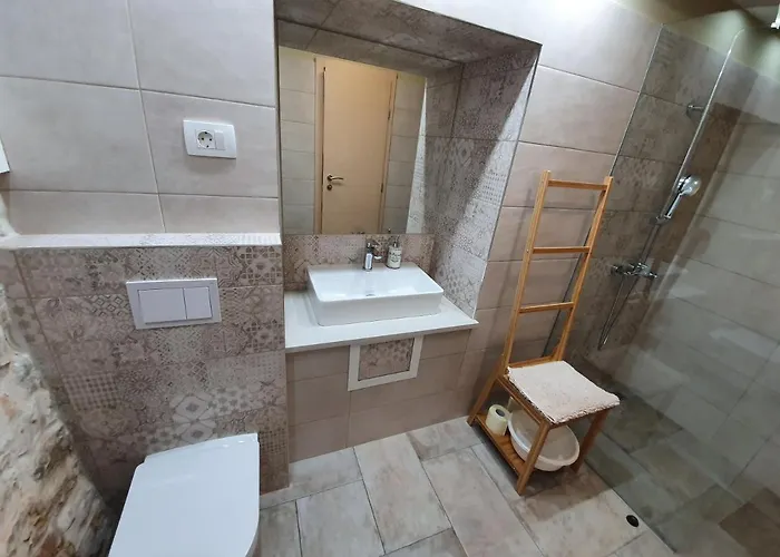 Apartman Rustic House Diklo 20m From The Sea Zadar